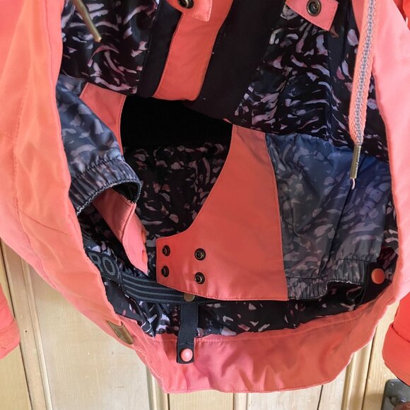 Roxy Womens DryFlight 10K Meade Dusty Rose Snowboard Jacket Sz Large Pink FA EXC - Picture 8 of 12